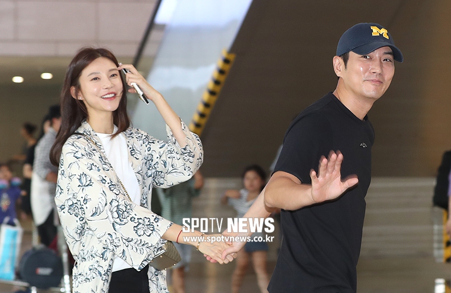 [포토S] 주상욱, 아내 차예련 화보 촬영 동행
