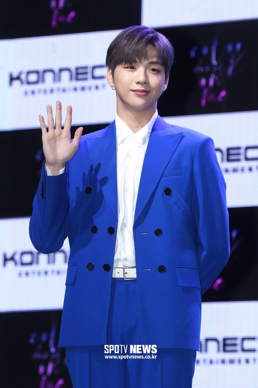 "팬들에게 미안"…강다니엘, '골든타임' 놓친 사과문