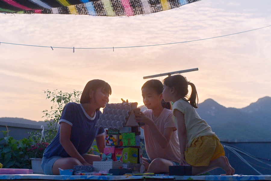 '우리들' 이은 '우리집'…윤가은 감독 "이제야 하는 나의 이야기"[현장종합]