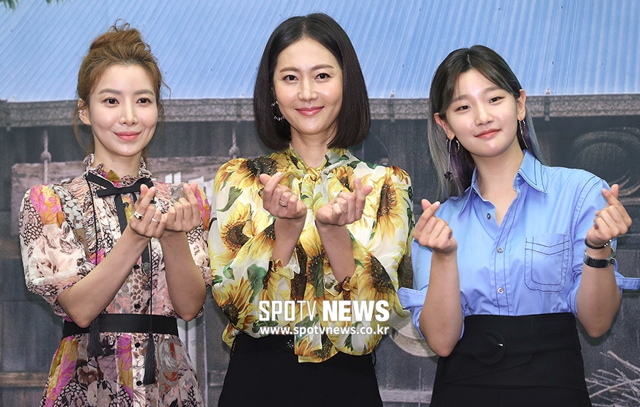 [포토S] 염정아-윤세아-박소담, 하트 뿅뿅!