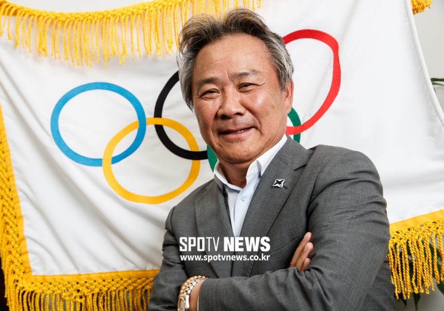 [단독 인터뷰] 이기흥 IOC 위원 "2032년 서울·평양 올림픽 유치, 상당히 유리"