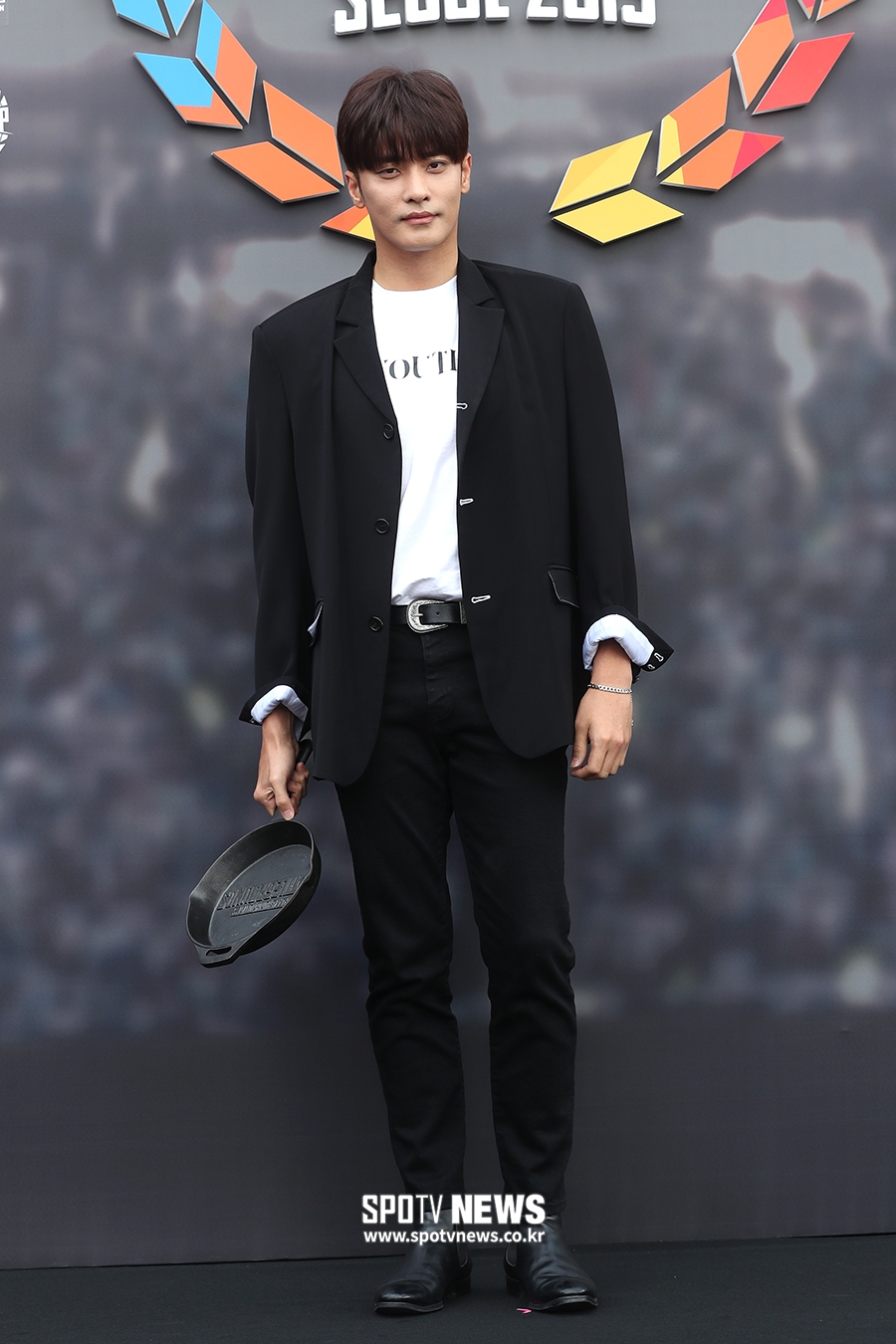 [포토S] 성훈, 태평양 어깨!