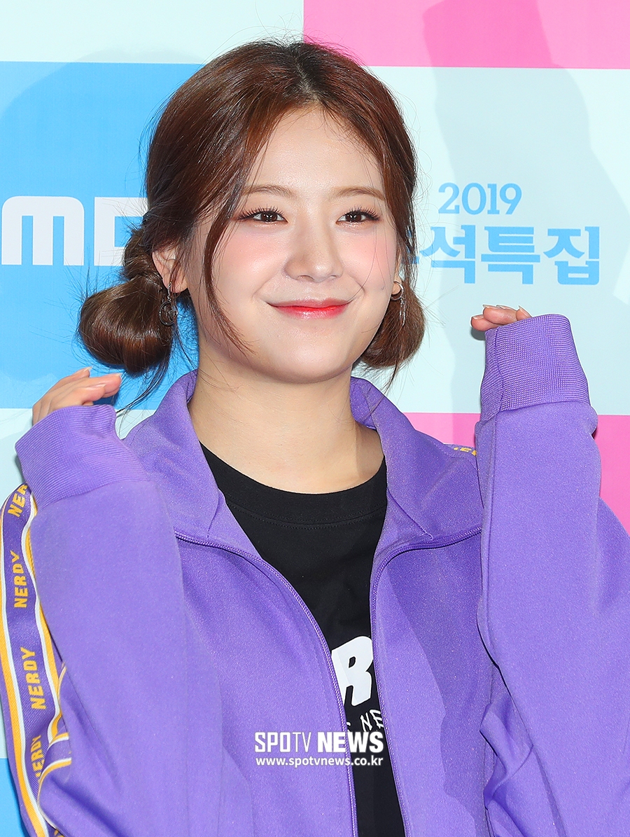 [포토S] 프로미스나인 장규리, 아육대 출근 귀여운 미소!