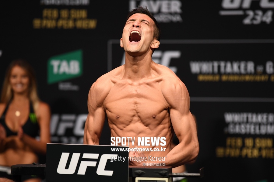 [정오의 UFC] 강경호, 결전의 땅으로…"UFC 韓 파이터 연패 끊겠다"