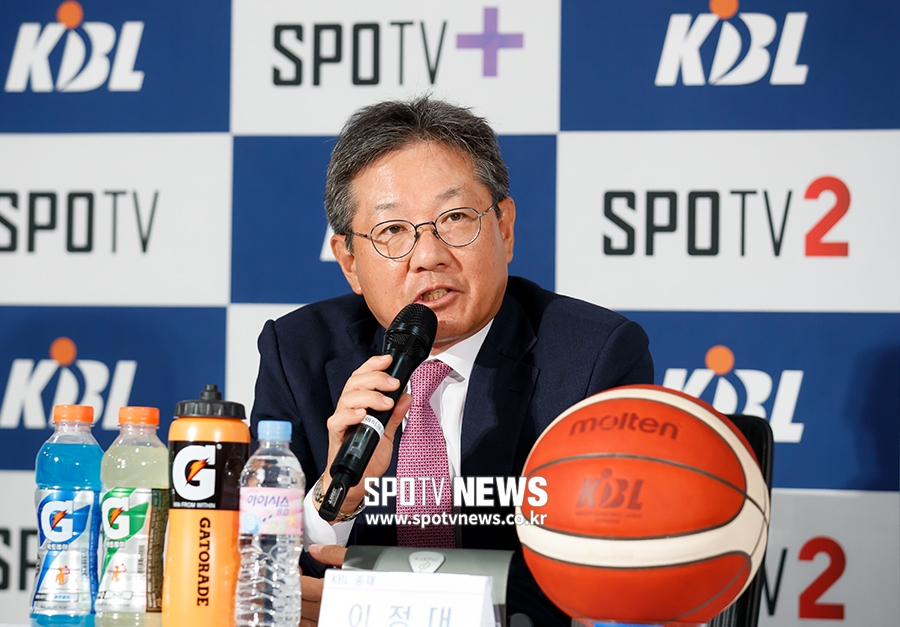 [포토S] 이정대 총재, "침체된 한국 농구 부흥을 스포티비와 함께"