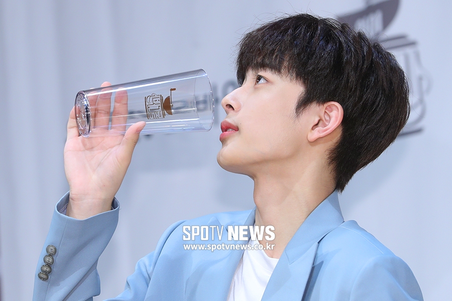 [포토S] 유선호, 눈이 가는 피부!