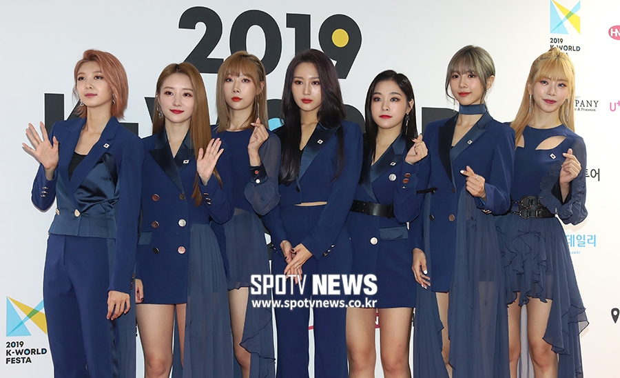 [포토S] 드림캐쳐, 포토월에 오른 여신들