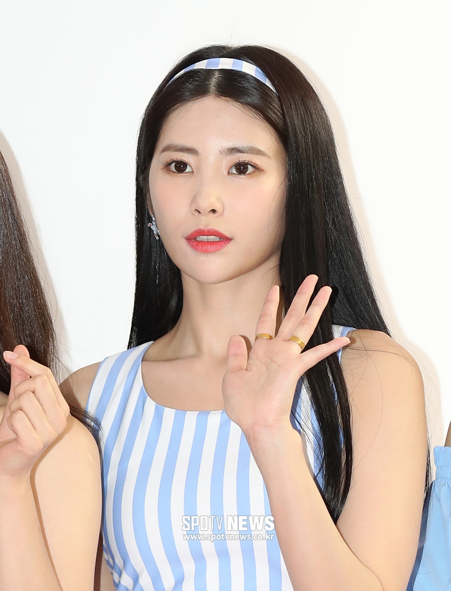 [포토S] 다이아 기희현, 바비인형 같은 미모