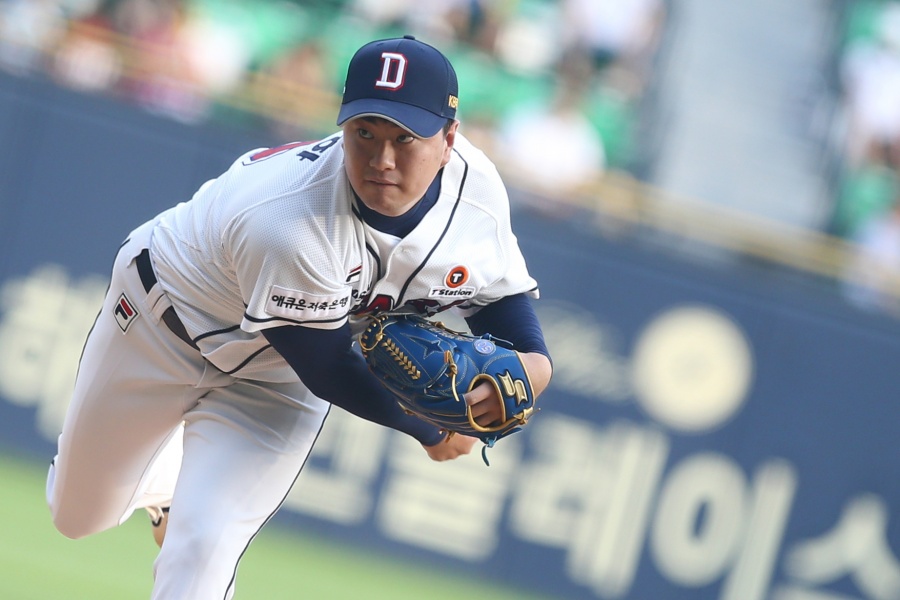 [잠실 게임노트] '이영하 11승' 두산, 롯데에 9-2 완승