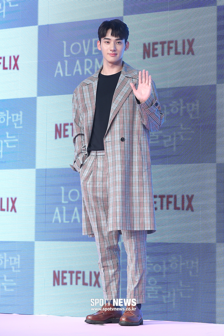 [포토S] 정가람, 가을 맞이하는 체크무늬 패션