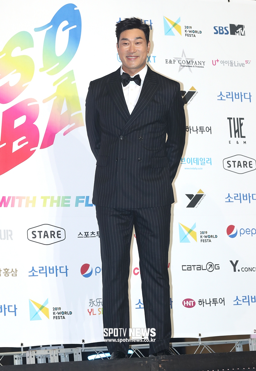 [포토S] 봉중근, '골든글러브는 아니구요'