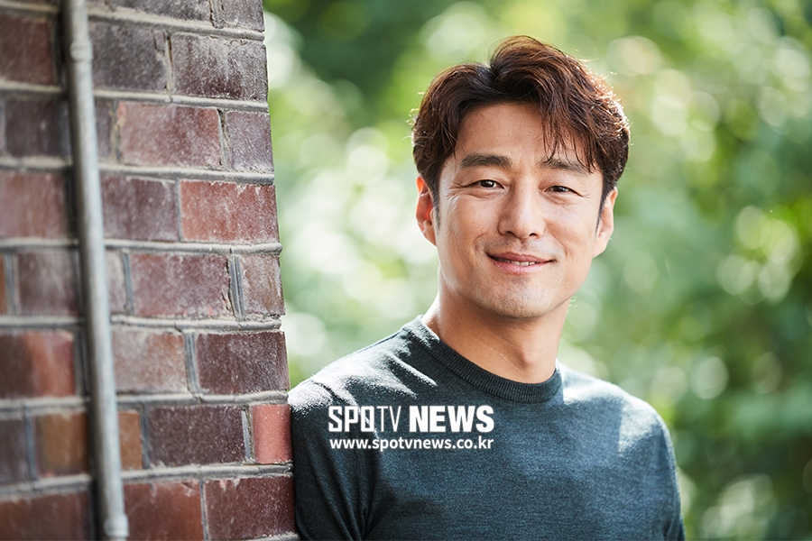 [포토S] 지진희, 부드러운 미소