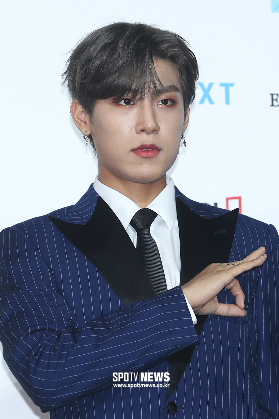 [포토S] 박우진, 남성미 뿜뿜