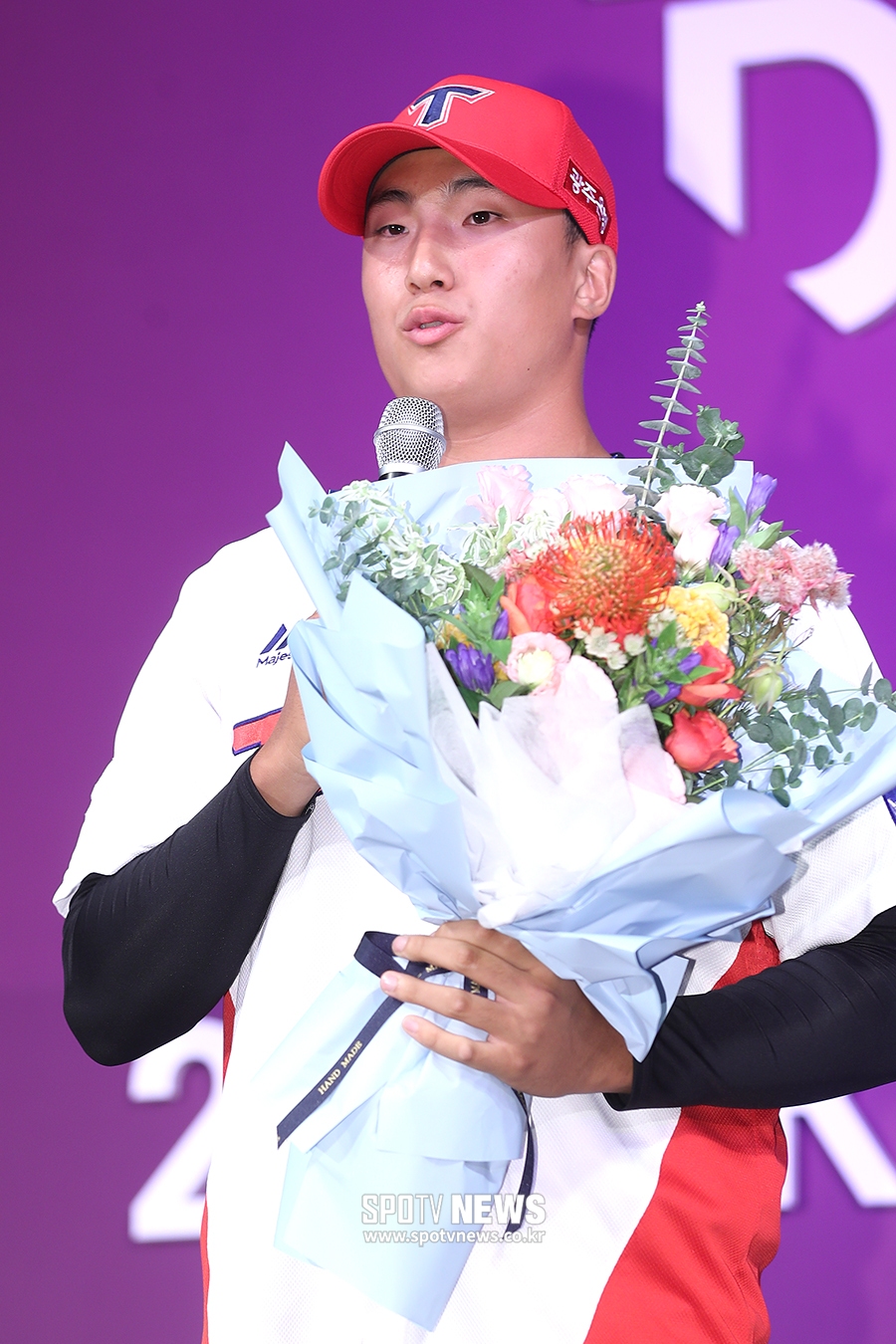 [포토S] KIA 1차 지명 정해영, 정회열 코치 아들