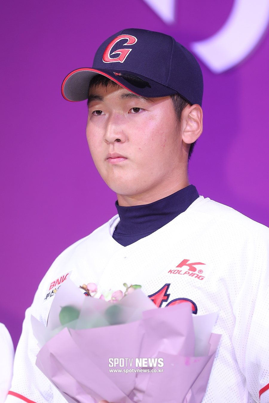 [포토S] 롯데 1차 지명 최준용, "손승락 선배 닮고 싶다"