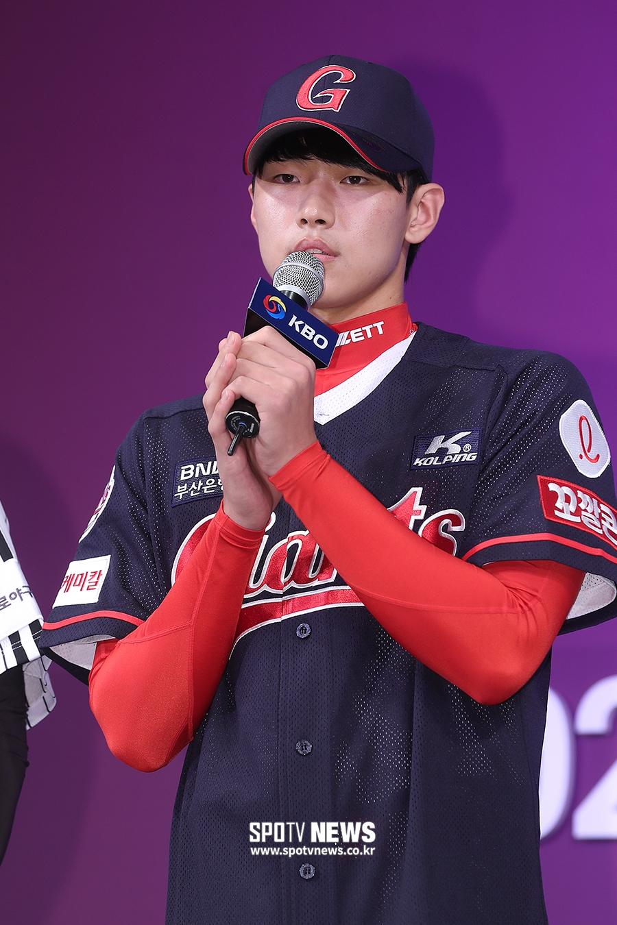 [포토S] 대전고 홍민기, 2차 1라운드에서 롯데에 지명
