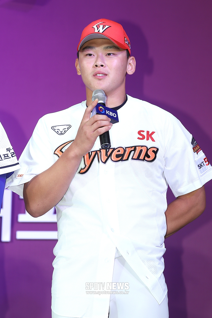 [포토S] 경남고 전의산, '꿈꿔왔던 SK에 가게 돼 기뻐"