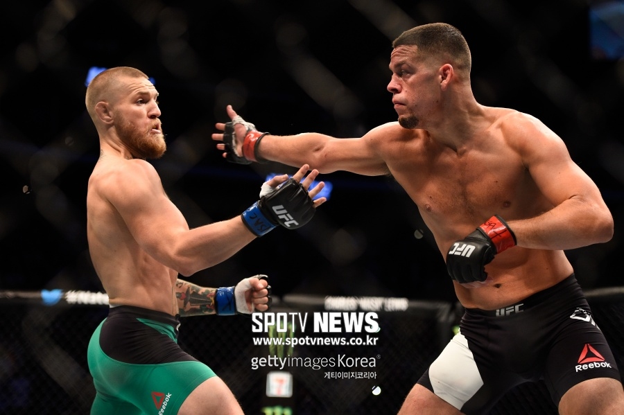 [정오의 UFC] "이제 맥그리거보다 디아즈가 인기 많다"