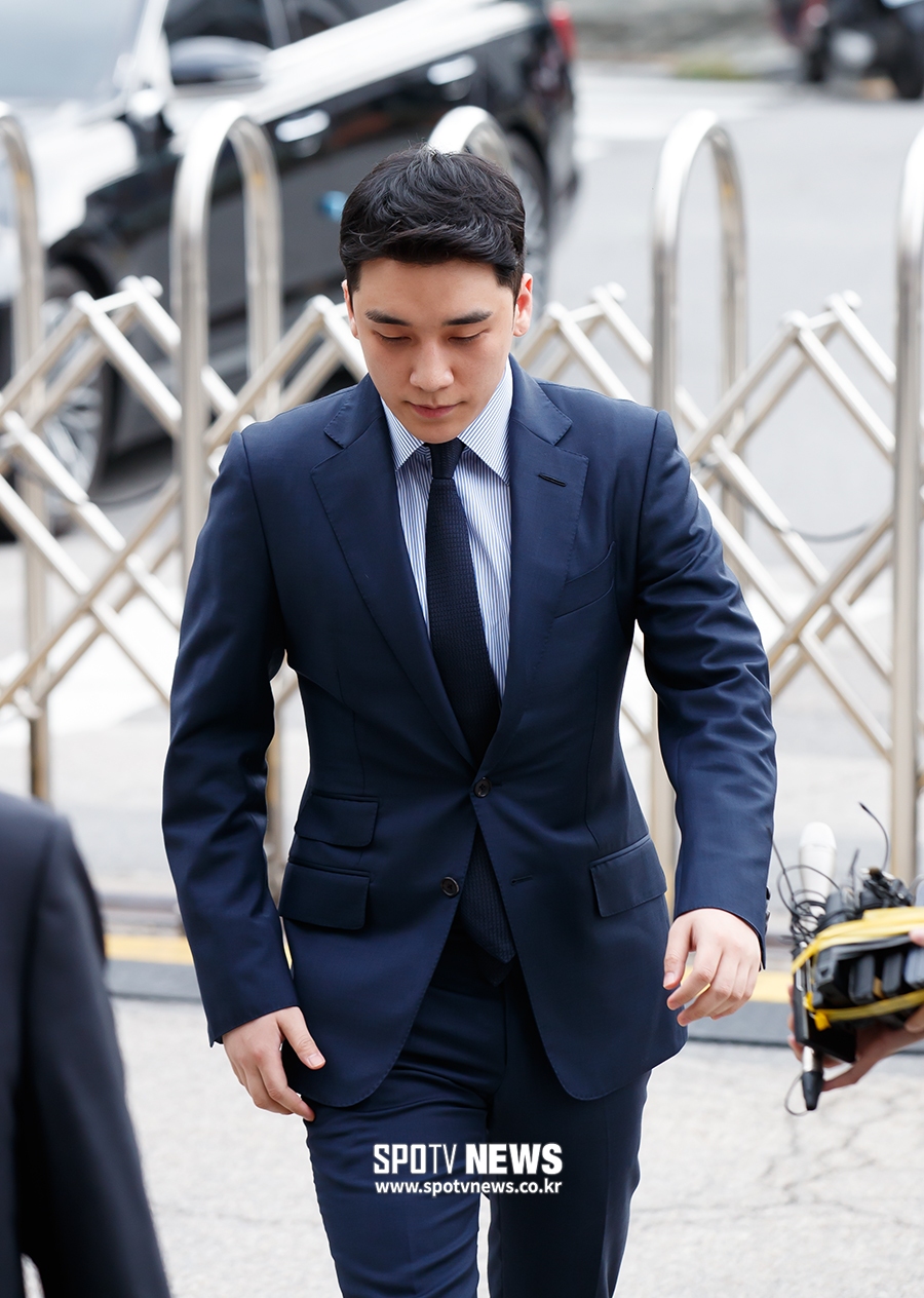 [포토S] 원정 도박 혐의 승리, 무거운 발걸음