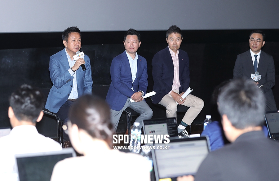 [포토S] 질문에 답하는 CJ 경욱호 마케팅 부사장