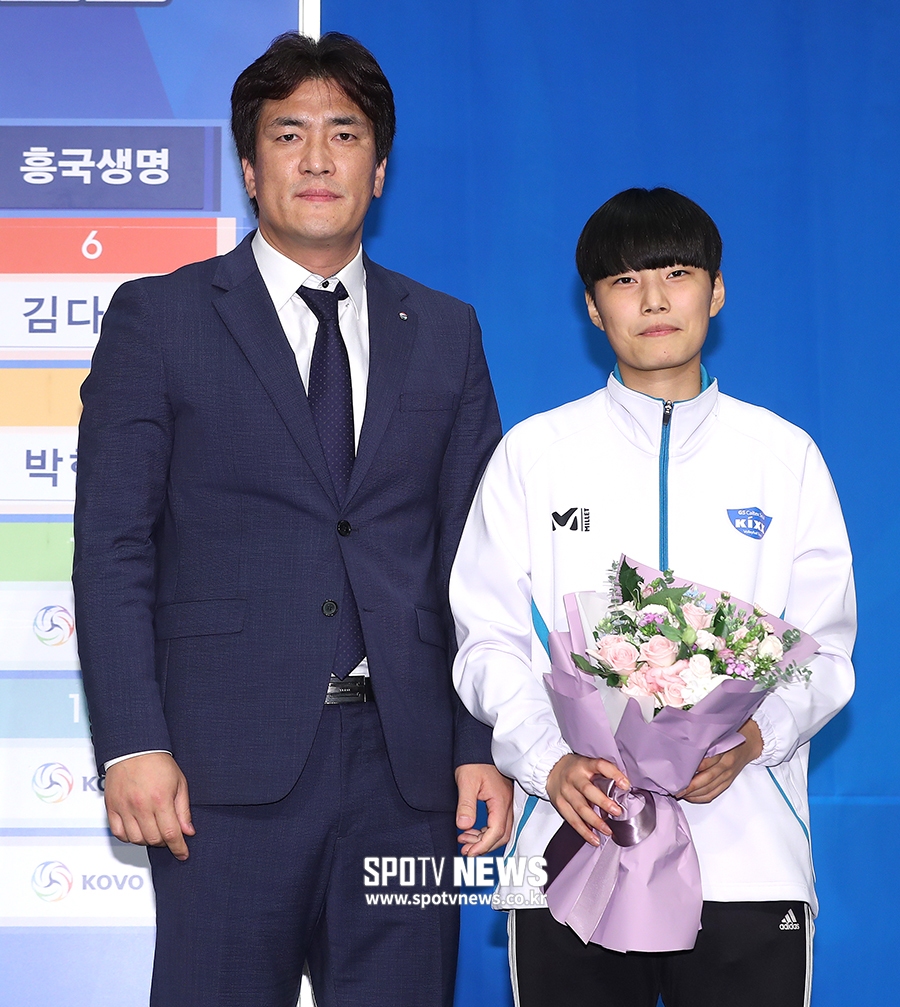 [포토S] GS칼텍스 유니폼 입게 된 이현
