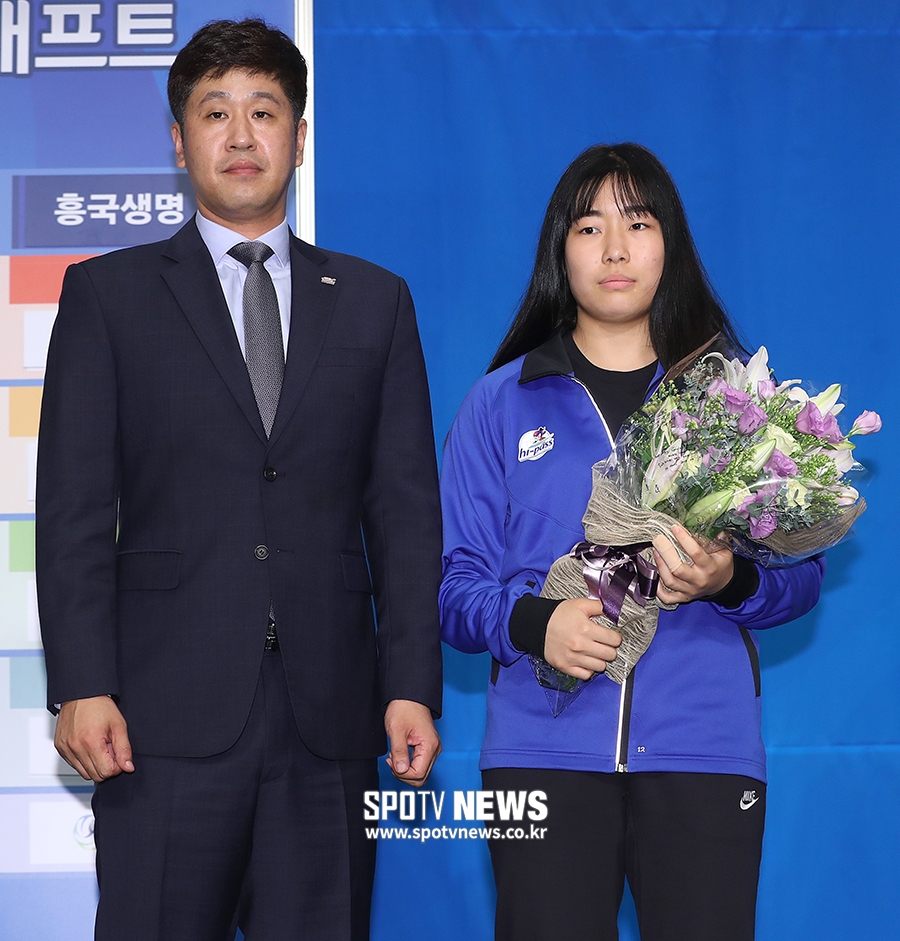 [포토S] 이세빈, 4라운드에서 한국도로공사에 지명