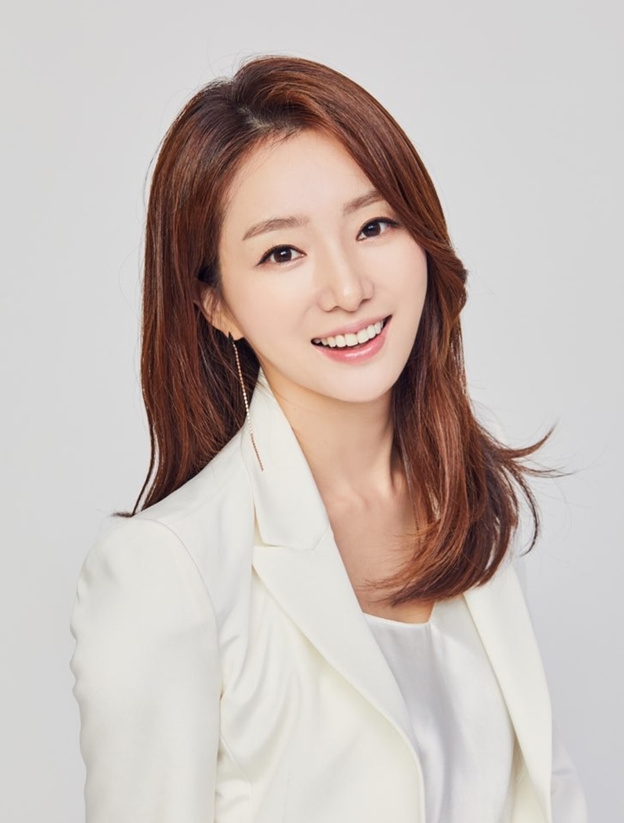 조수빈 전 KBS 아나운서, 대형 예능제작사 A9미디어와 전속계약[공식]