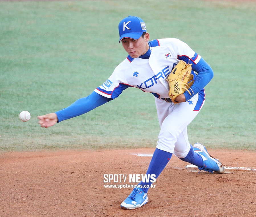 [포토S] 결승으로 가는 길목, 사이드암 이강준 선발