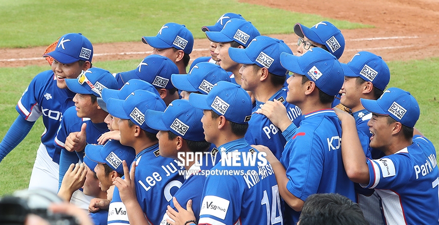 [포토S] 기념 촬영하는 한국 선수들