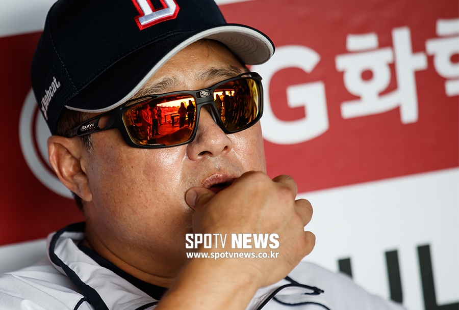 2위 위태로운 두산…3위 키움의 기세가 매섭다