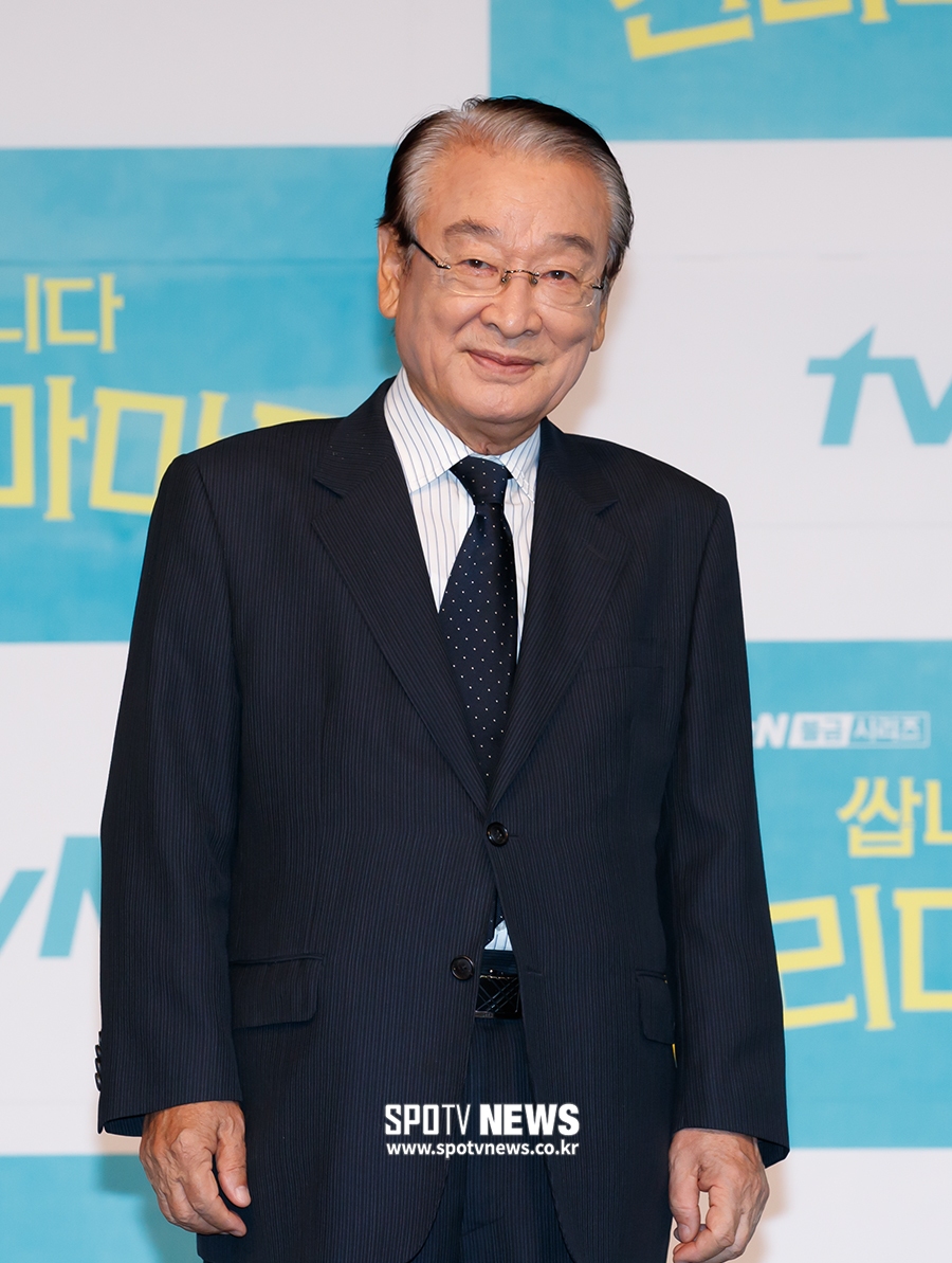 [포토S] 이순재, '멈추지 않는 노배우'