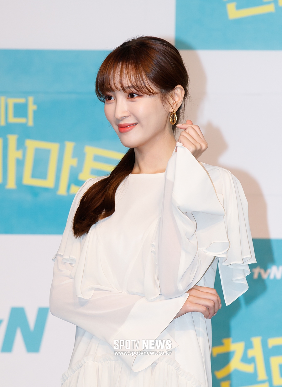 [포토S] 정혜성, 고운 선 뽐내며