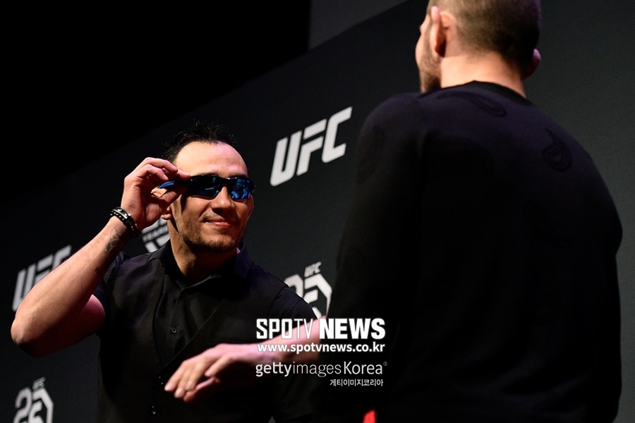 [정오의 UFC] 퍼거슨 "하빕, 12월 UFC 245에서 붙자"