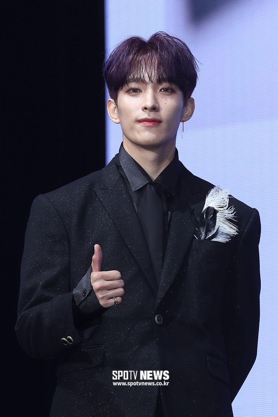[포토S] 세븐틴 도겸, 엄지 척