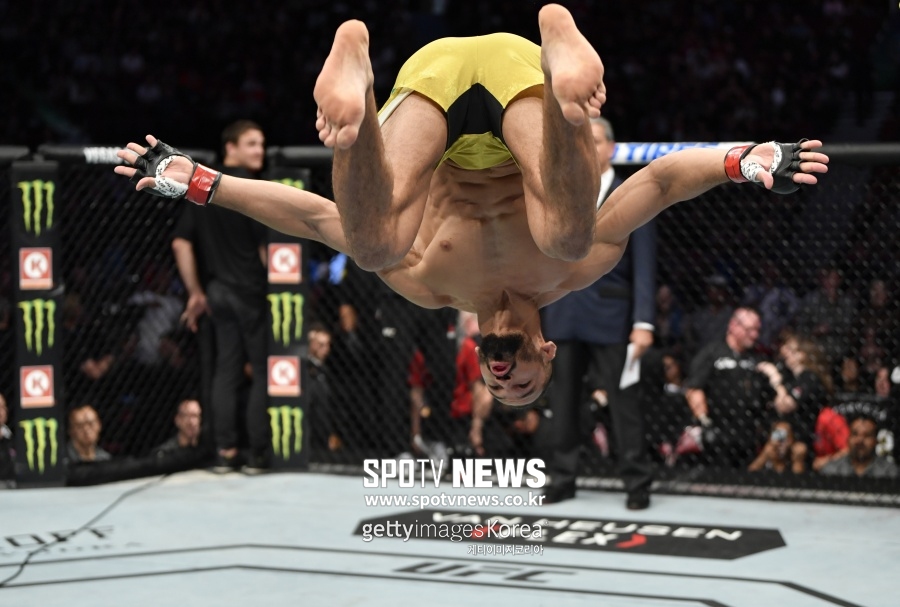 [정오의 UFC] 미첼 페레이라 "텀블링이 아니라 감량 때문에…"