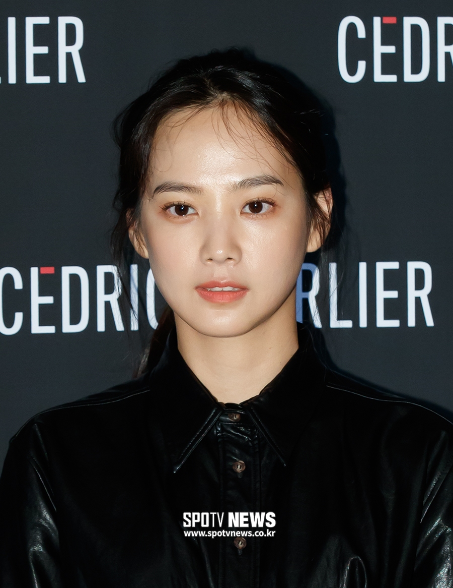 [포토S] 윤승아, 티 없는 피부