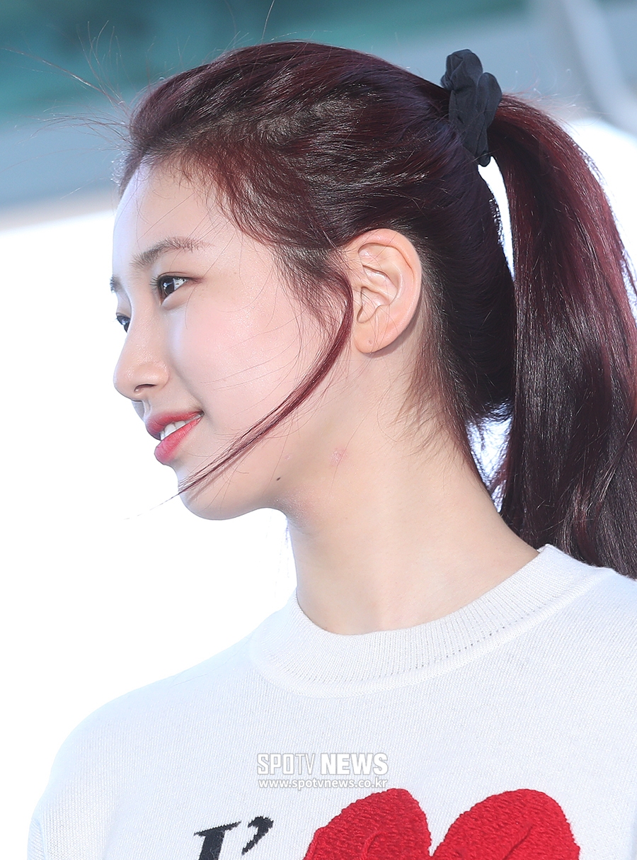 [포토S] 수지, 아기 같은 옆모습에 '심쿵'