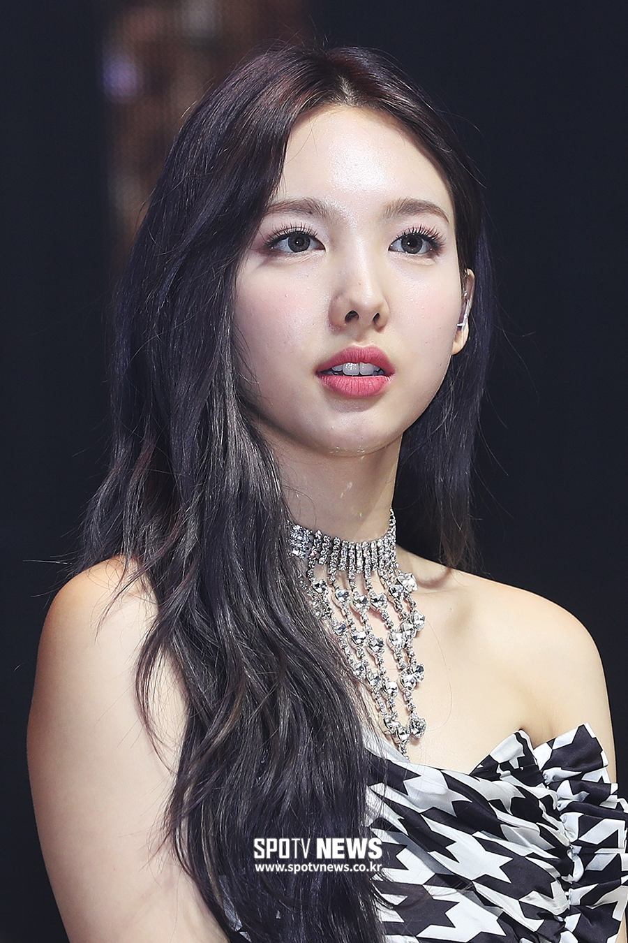 [포토S] 트와이스 나연, 화려한 액세서리