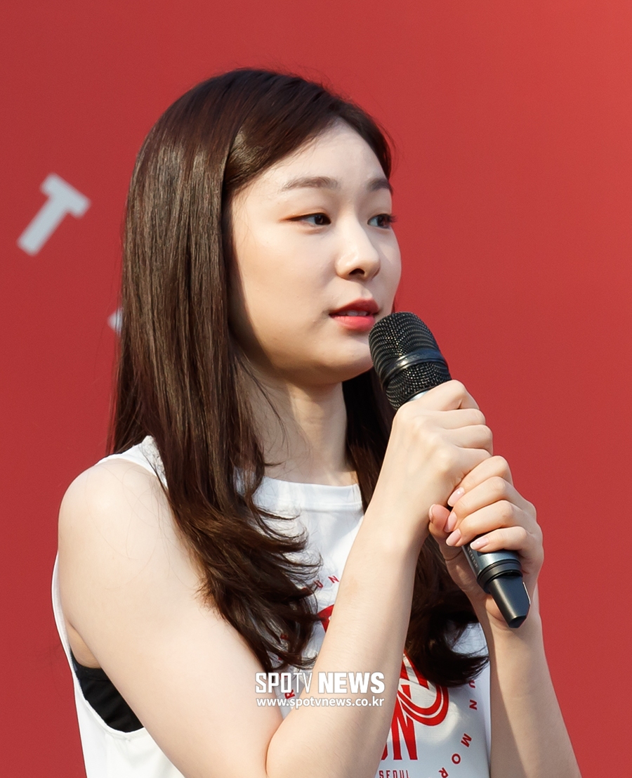 [포토S] 김연아, 아침을 여는 미모