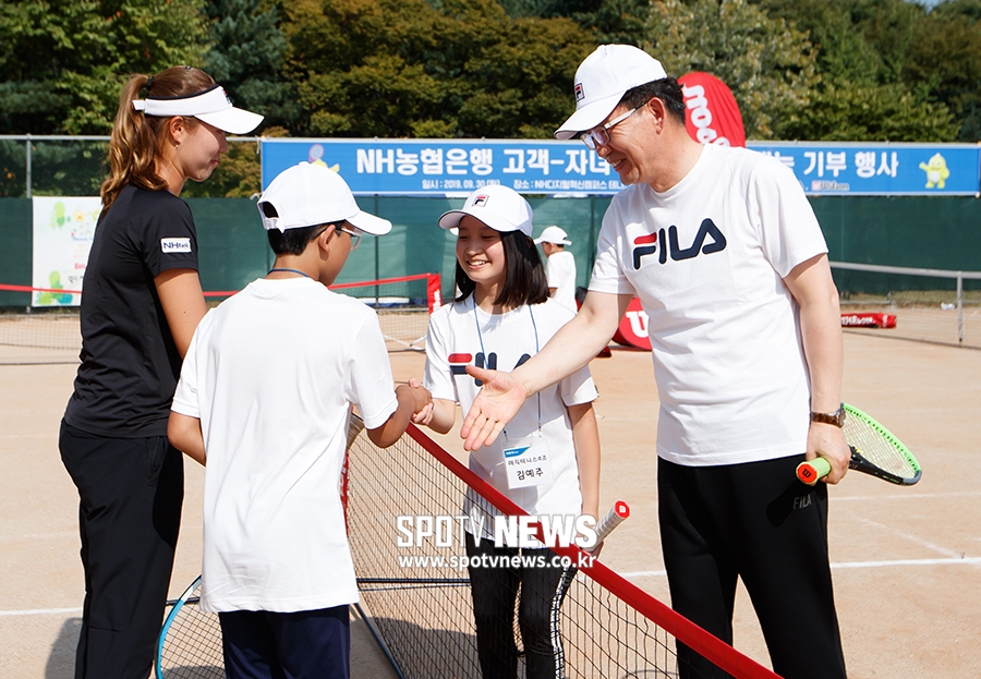 [포토S] '즐겁게 매직 테니스'