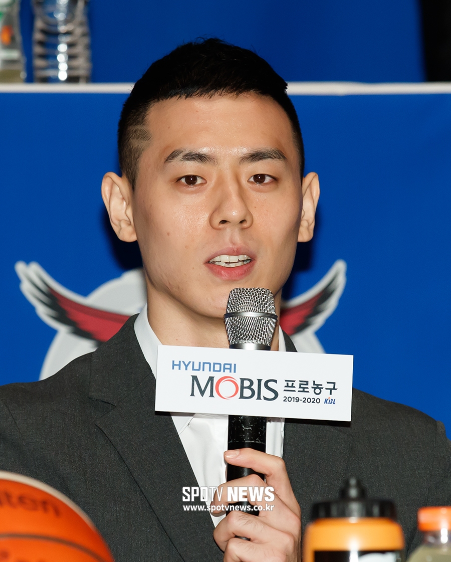 [포토S] 각오 밝히는 이관희