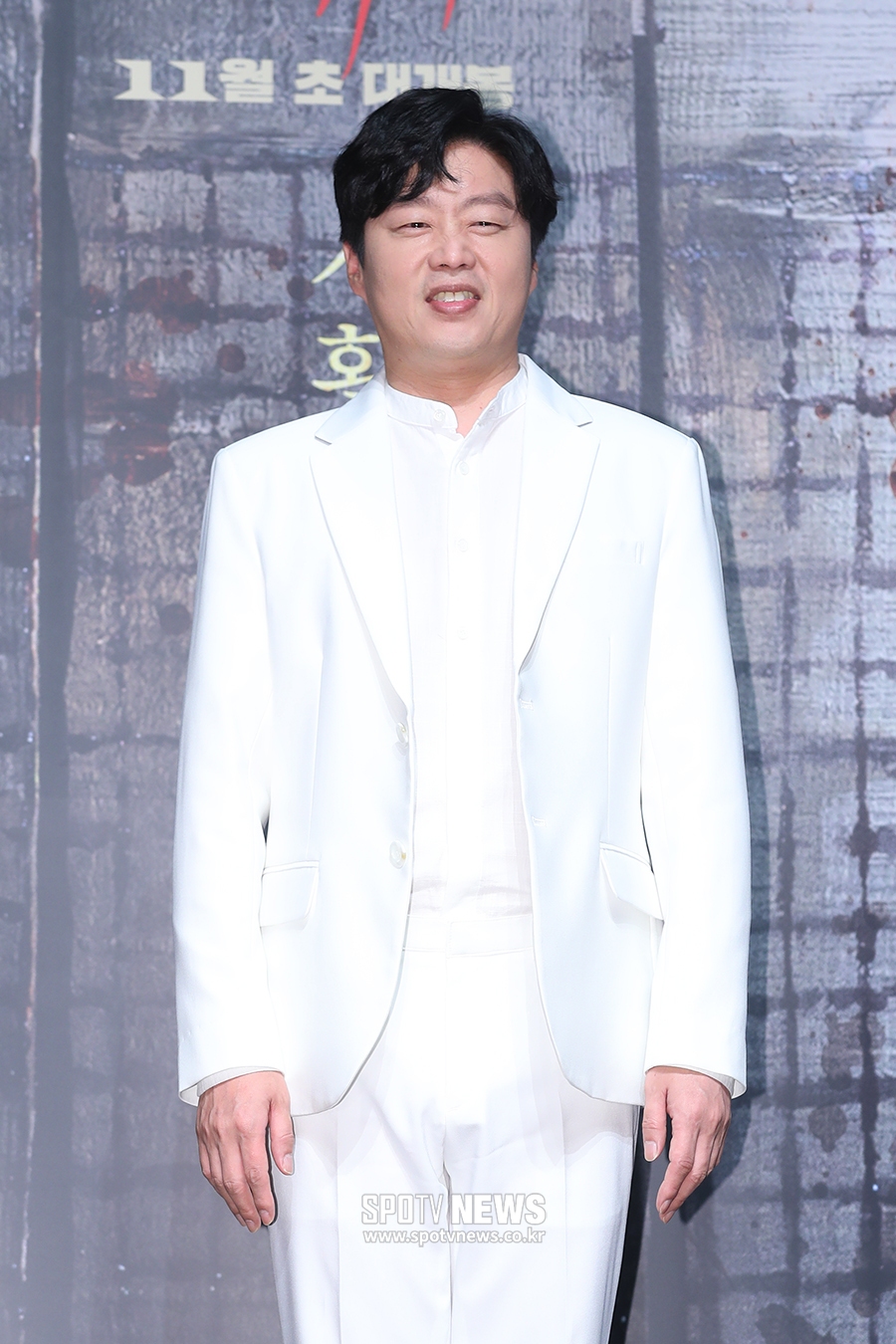 [포토S] 김희원, 입으로 먹고 사는 관전 바둑의 대가