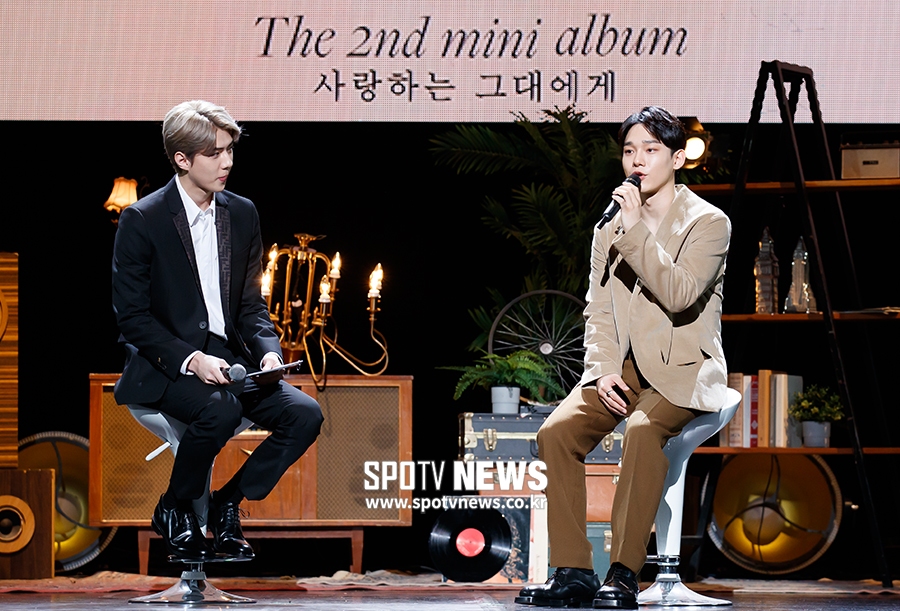 [포토S] 첸, 세훈과 함께 쇼케이스