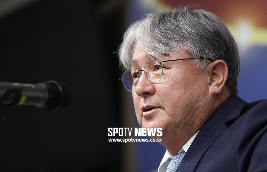 [포토S] 김경문 감독, 프리미어12 최종 엔트리 발표