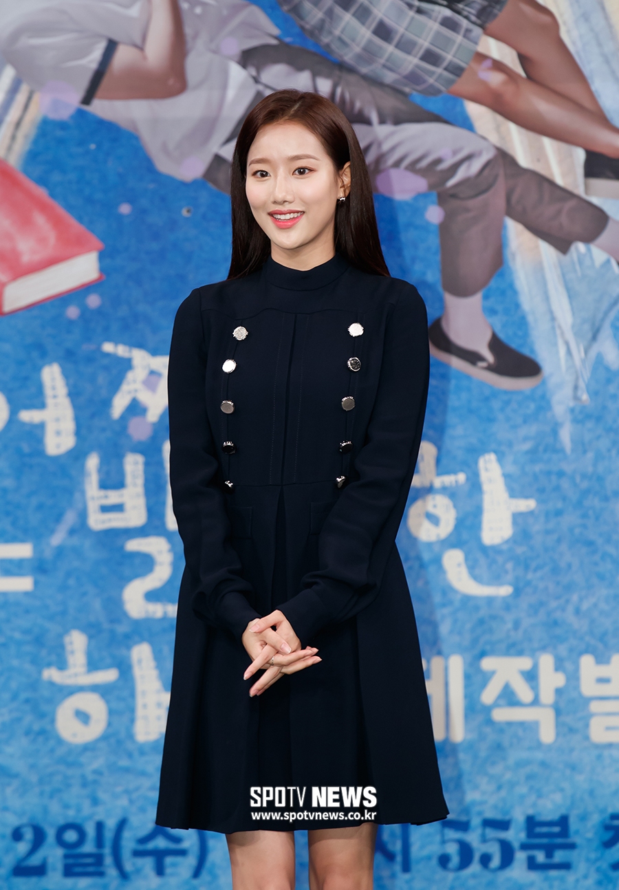 [포토S] 이나은, '오늘은 단아하게'