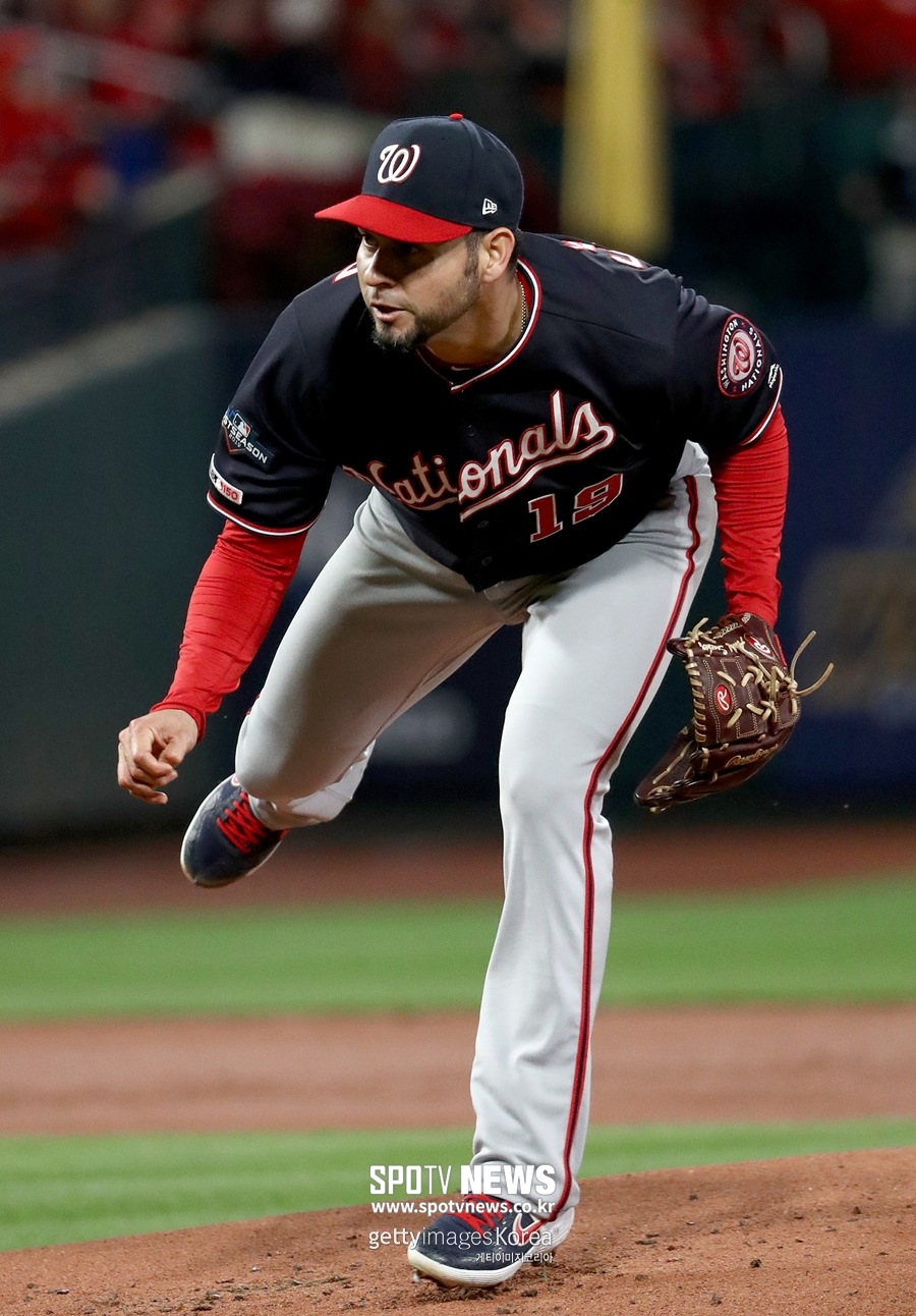 [NLCS1 게임노트] 산체스 7.2닝 노히터…워싱턴 2-0 승리
