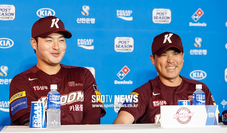 [포토S] 박병호, '장정석 감독의 인터뷰가 부담스러워'