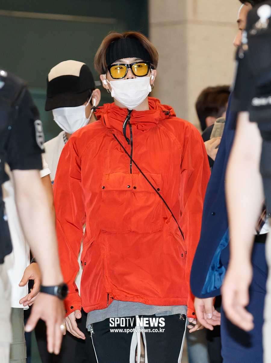 [포토S] 방탄소년단 슈가, 센스있는 공항 패션