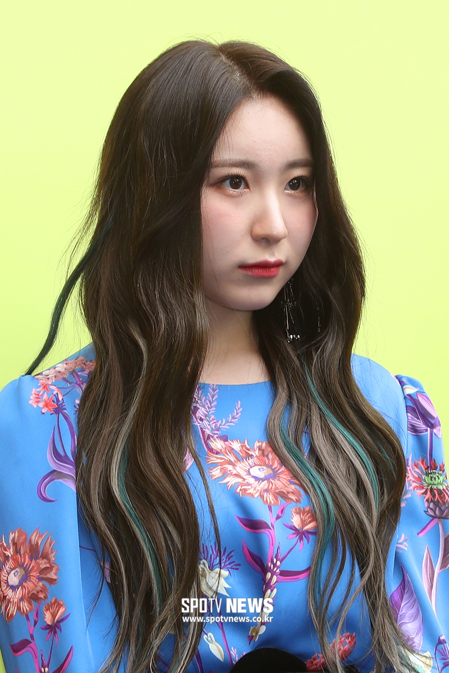 [포토S] 아이즈원 채연, 도도한 표정