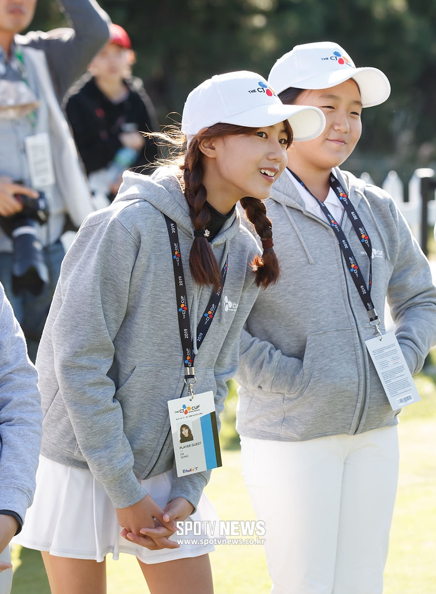 [포토S] 송지아, '골프가 너무 흥미로워요'